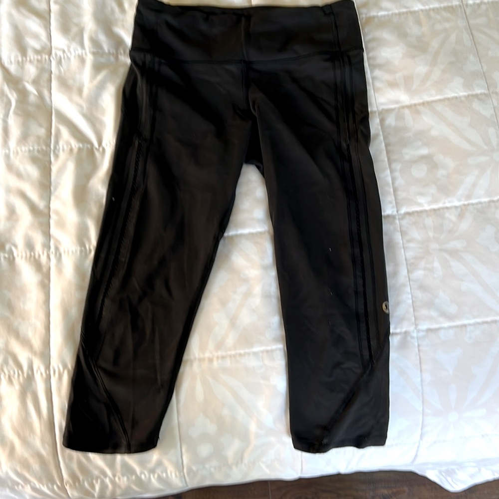 Capri Length Black Lulus